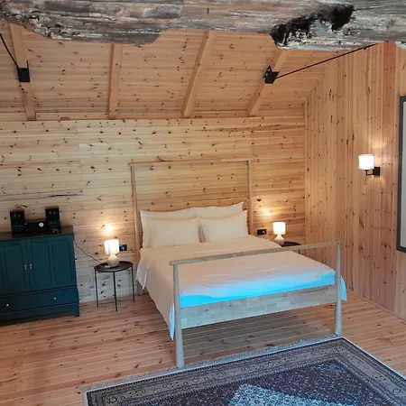 Nica Wood * Sremska Kamenica